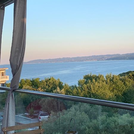 Villa Evita , Penthouse, 53M2 ,Athytos 450M From The Beach أفيتوس المظهر الخارجي الصورة